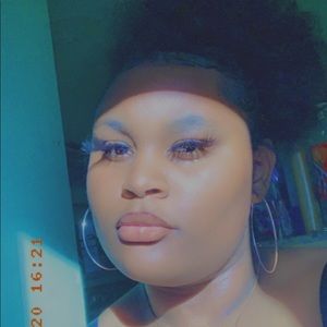 Meet your Posher, Angel